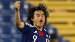 Leicester have signed Japanese striker Shinji Okazaki from Mainz